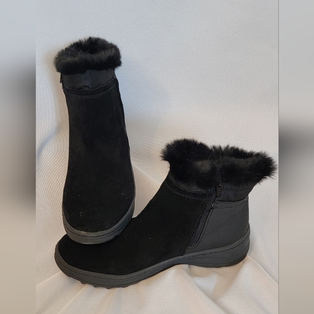Baretraps Aidan Black Leather Faux Fur-Trimmed Boots Size 8M